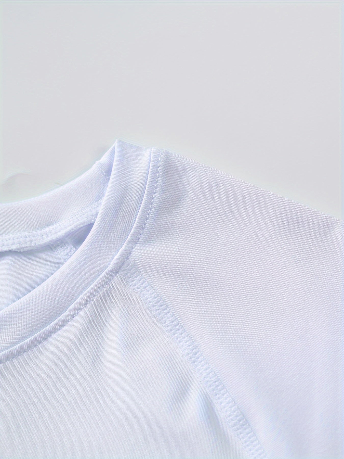 Men's Comfy Quick-drying Sports Compression T-shirt, Highly Stretch Tee Men's Summer Outdoor Clothes, Men's Clothing For Fitness Activities