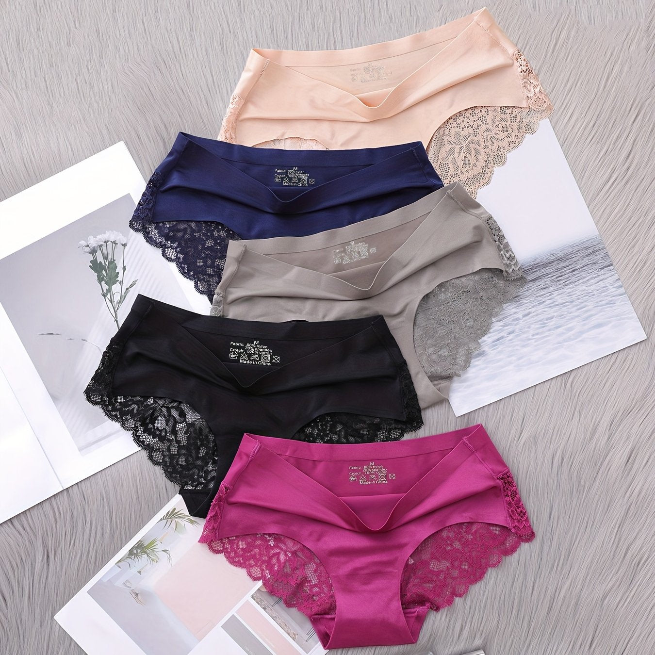 Set of 5 Women'S Seamless Lace Panties in Solid Colors, Featuring a Triangle Cut And Short Style.