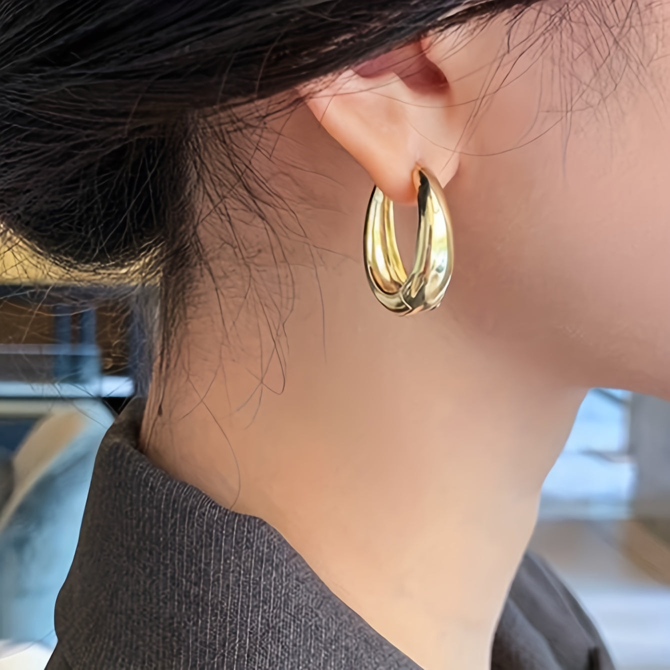 1 Pair, Vintage & Simply Style, Golden Glossy Hoop Earrings For Ladies, Fashion Temperament Zinc Alloy Ear Buckles For Banquet & Daily Wear, Perfect Gift