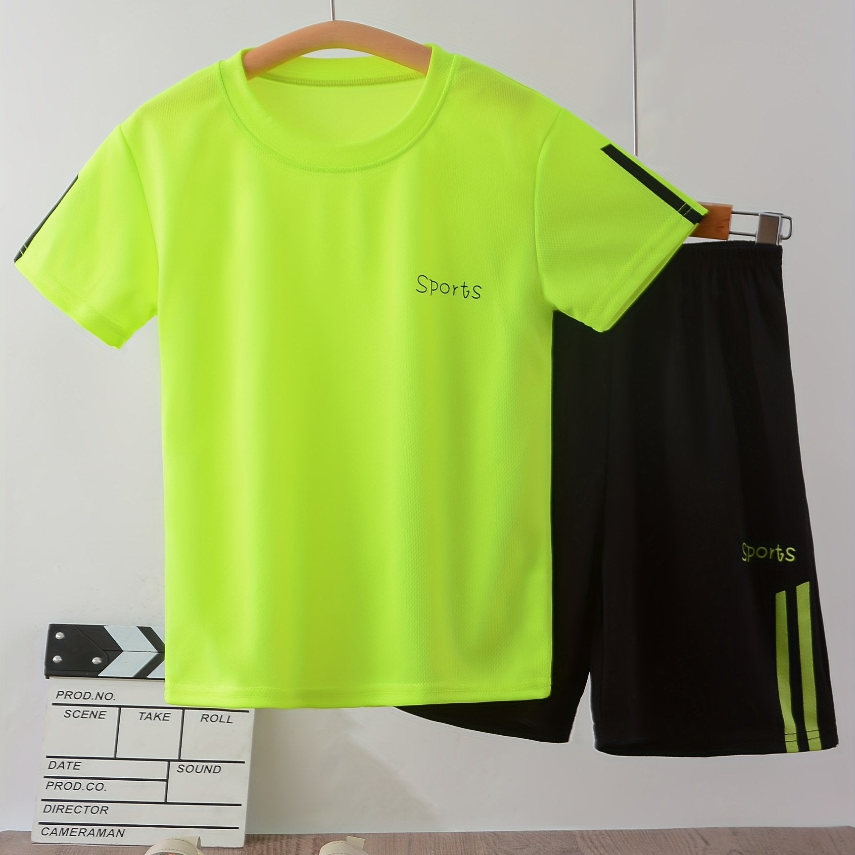 Boy's 2pcs T-shirt & Elastic Waist Shorts Set, SPORTS Print Short Sleeve Tee Top, Color Clash Casual Kids Clothes For Summer