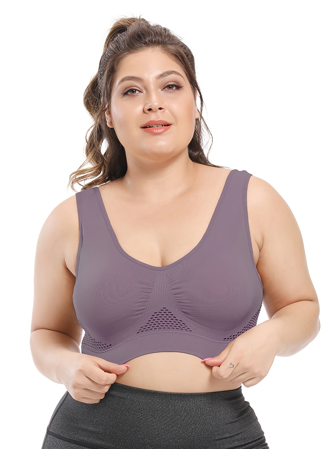 [Customizable Fit] Plus Size Seamless Sports Bra for Women - Breathable & Supportive Push-Up Vest with Removable Pads, Stretchy Nylon/Spandex Blend, Mesh Detail - Sizes 5XL, Deep Purple, Plus Size Bra